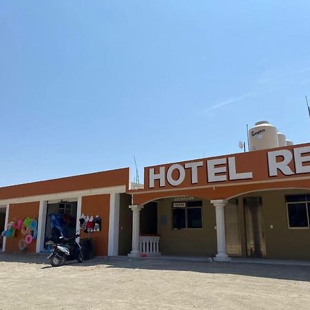 Rebolledo Imperial Hotel San Cristobal  ภายนอก รูปภาพ