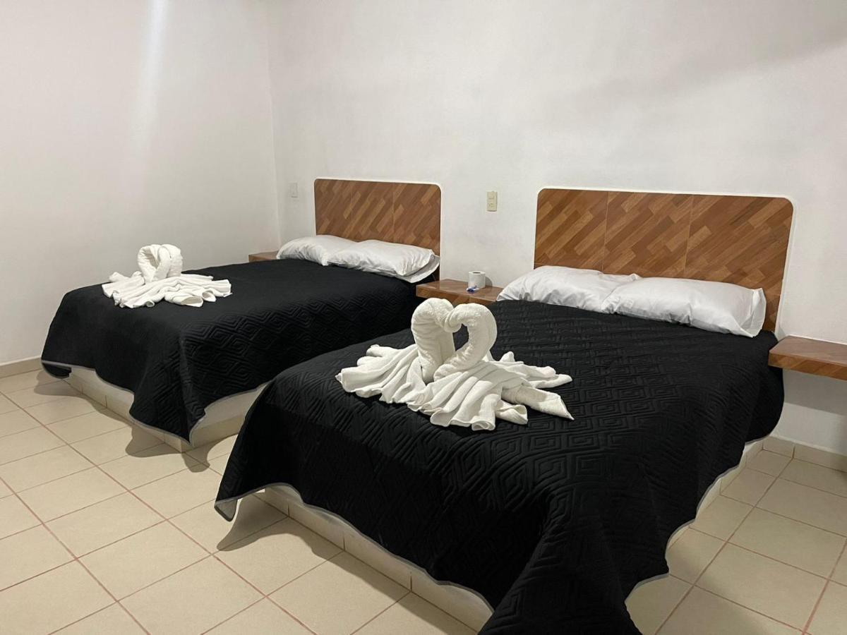 Rebolledo Imperial Hotel San Cristobal  ภายนอก รูปภาพ